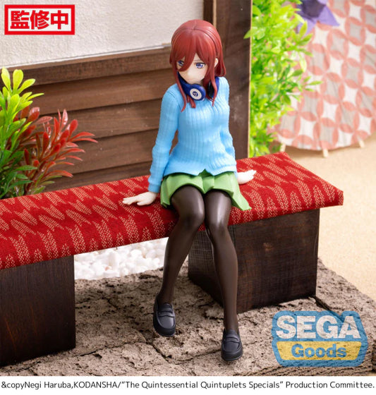 "The Quintessential Quintuplets Specials" PM Perching Figure "Miku Nakano"