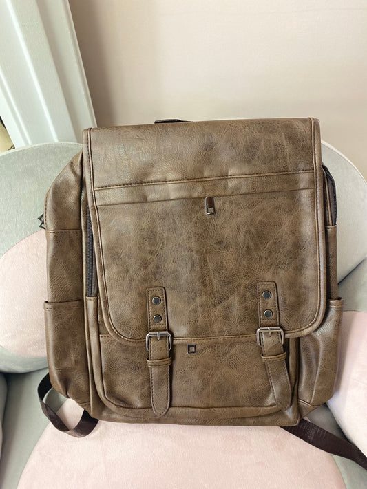 Domestic fashion leather men's backpack - a variety of optional